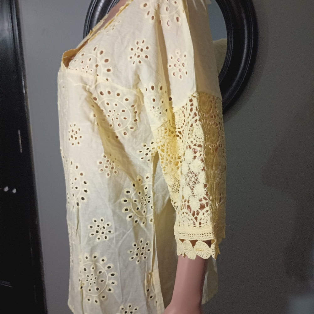 Blouse - Picture 8 of 14